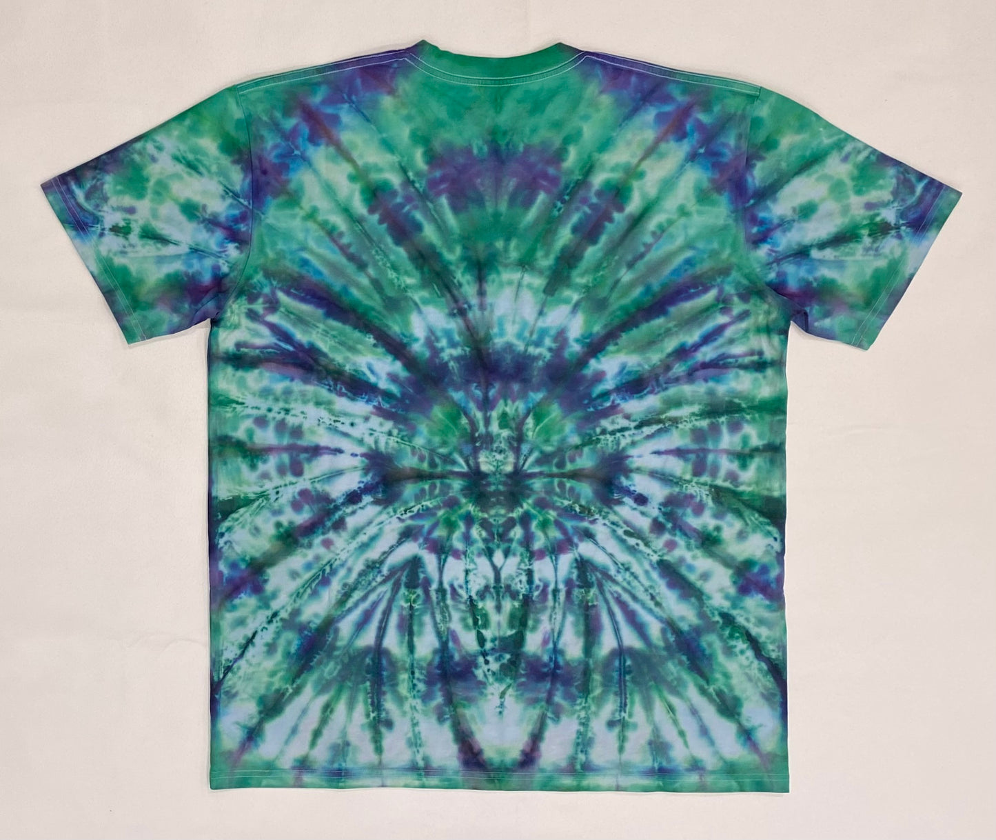6.5oz Heavyweight "Comfy Crew" T-Shirt Tie Dye [Large]